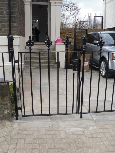 S & A Steel Services Ltd - railings 03